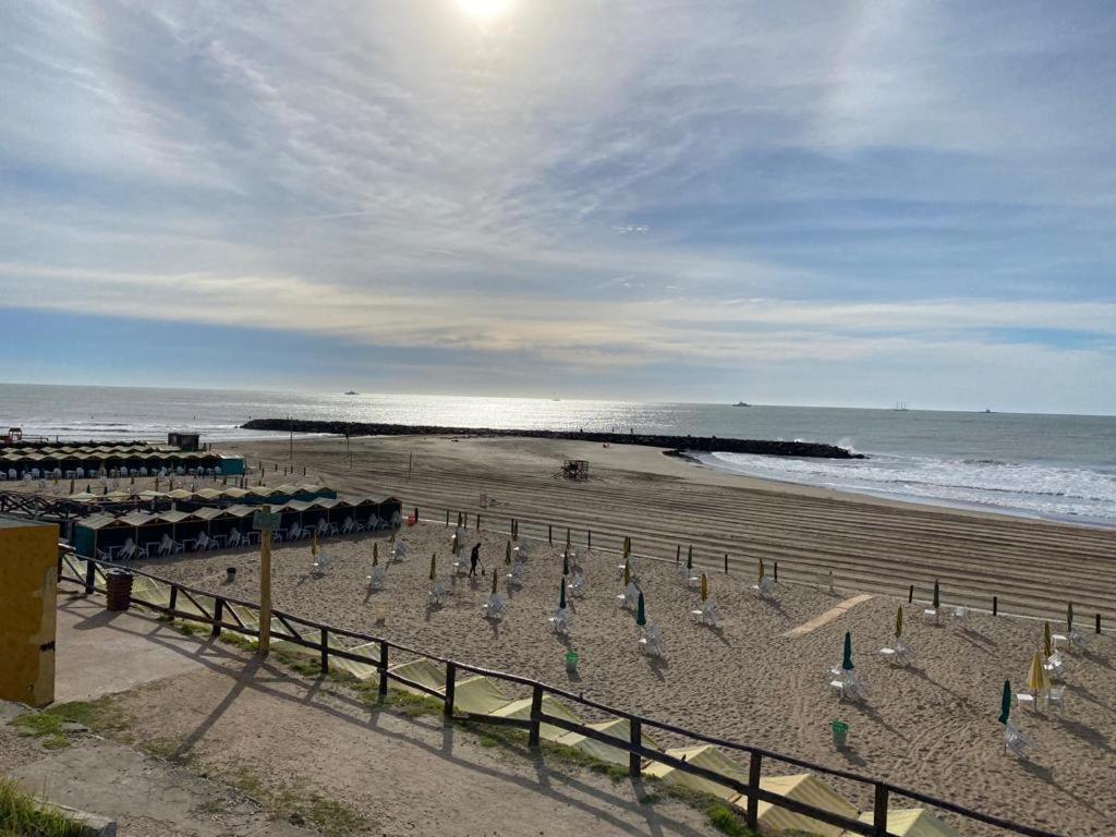 Roma Apartamento Frente Al Mar Mar del Plata Luaran gambar
